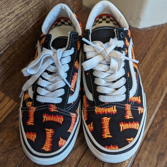 Vans x Thrasher limited edition old skool sneaker M Sz 8 W 10,  low top - Picture 7 of 16
